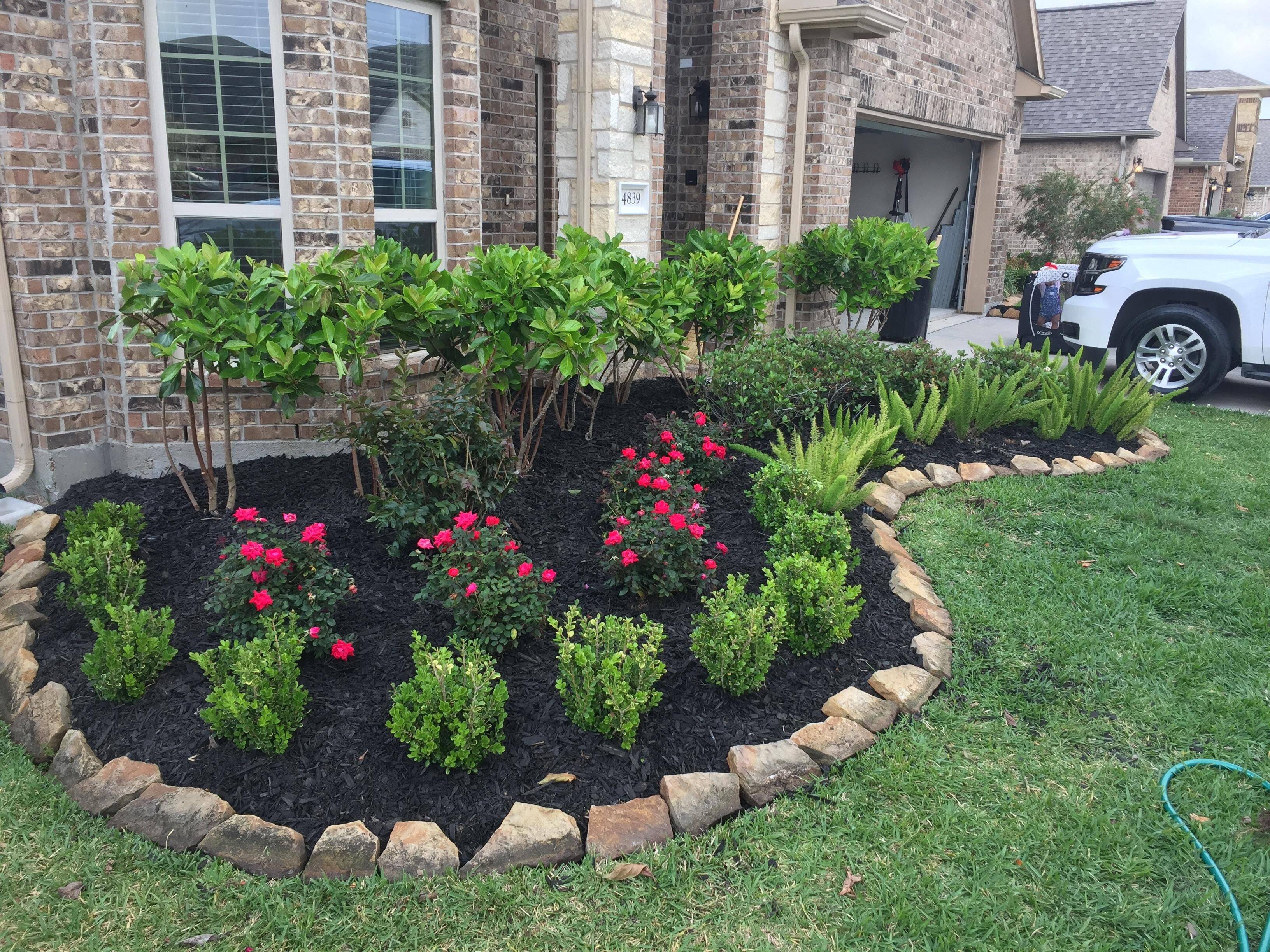 Most Beautiful Front Yard Flower Beds Ideas