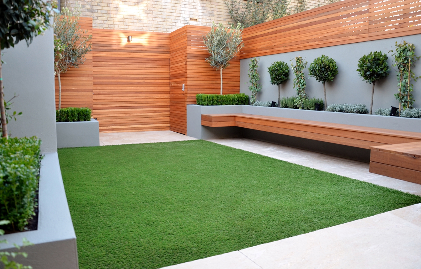 Simple Clean Modern Front Yard Landscaping Ideas
