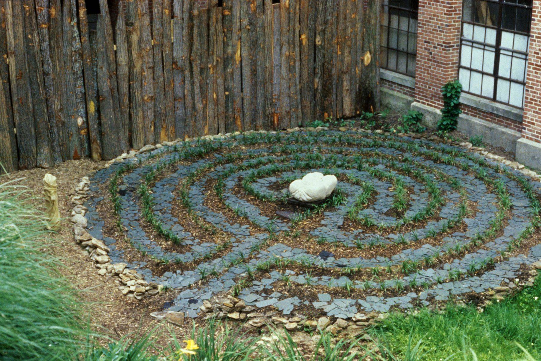 22 Stone Garden Labyrinth Ideas You Should Check SharonSable