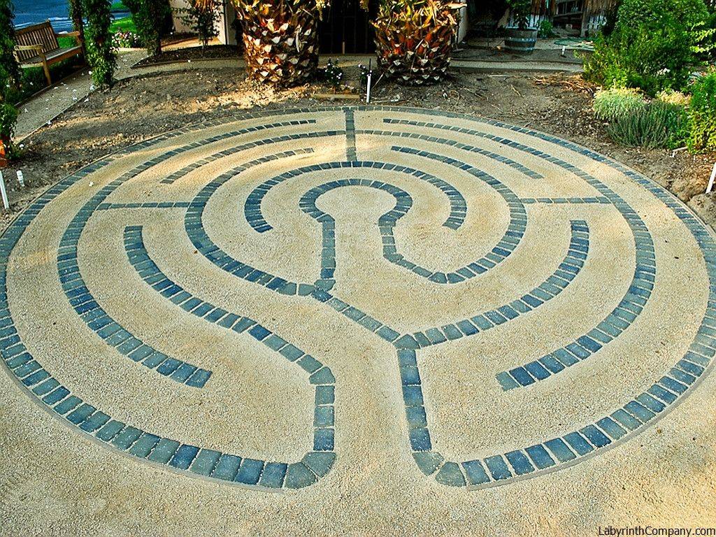 Creative Garden Labyrinth Design Ideas Garden Design