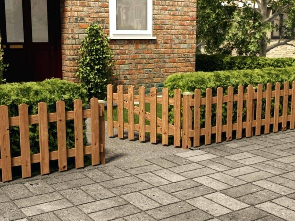 Smart Backyard Fence And Garden Design Ideas