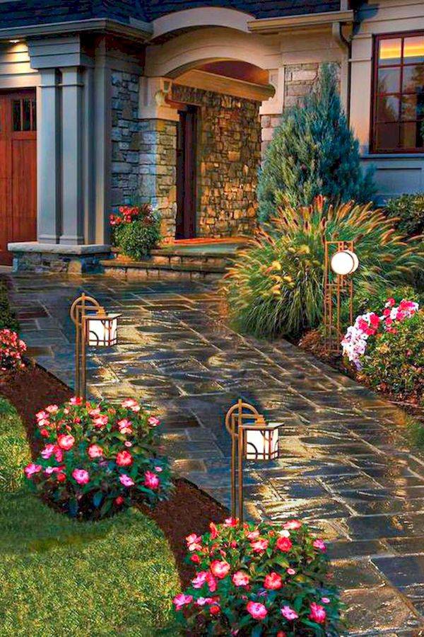 Insanely Beautiful Courtyard Garden Ideas