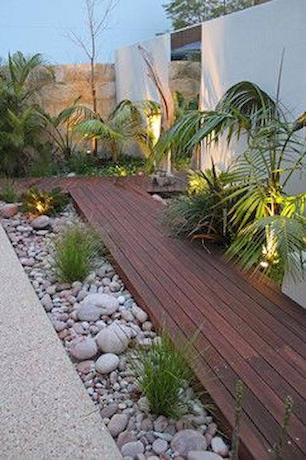 Attractive Tropical Landscaping Ideas