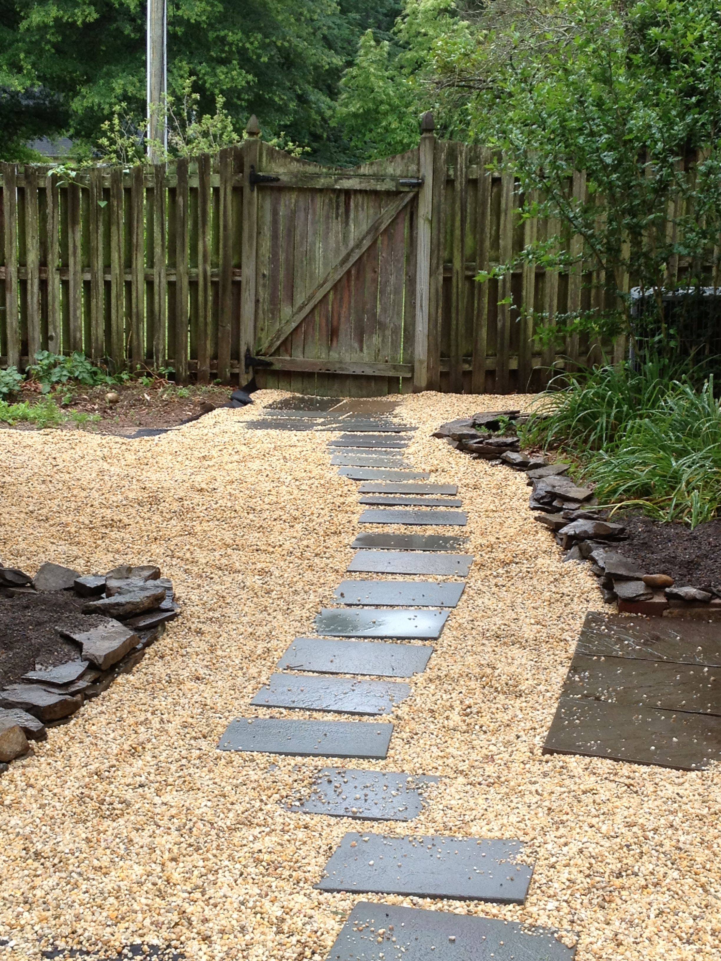 Pea Gravel Mulch