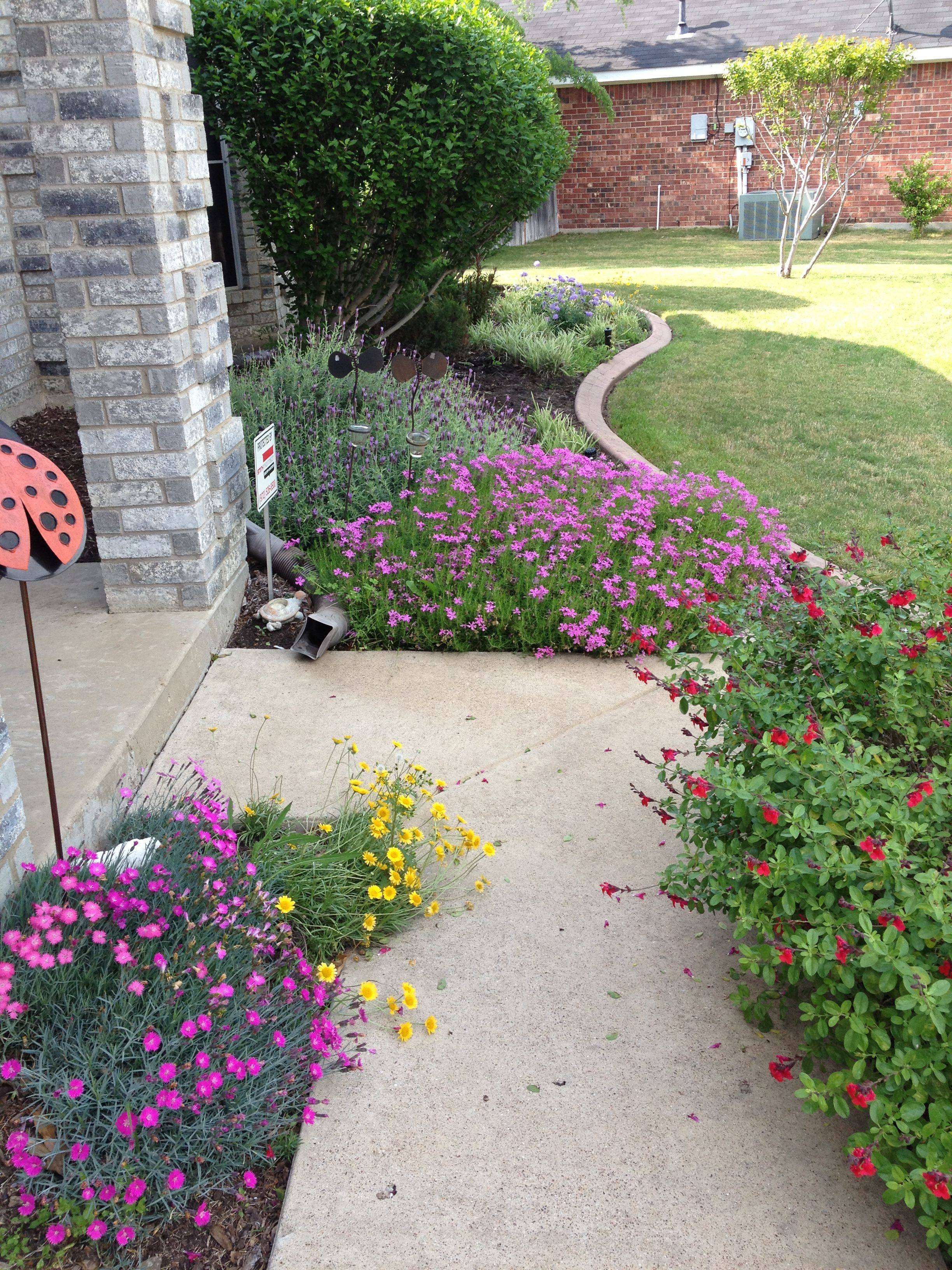 Beautiful Front Yard Cottage Garden Inspiration Ideas