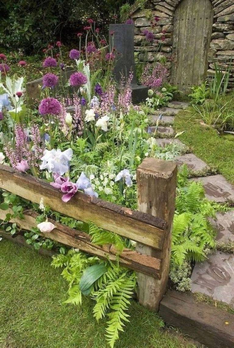 Lovely Cottage Garden Design Ideas