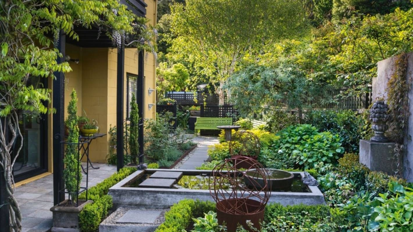 Delightful Terraced Flower Garden Design