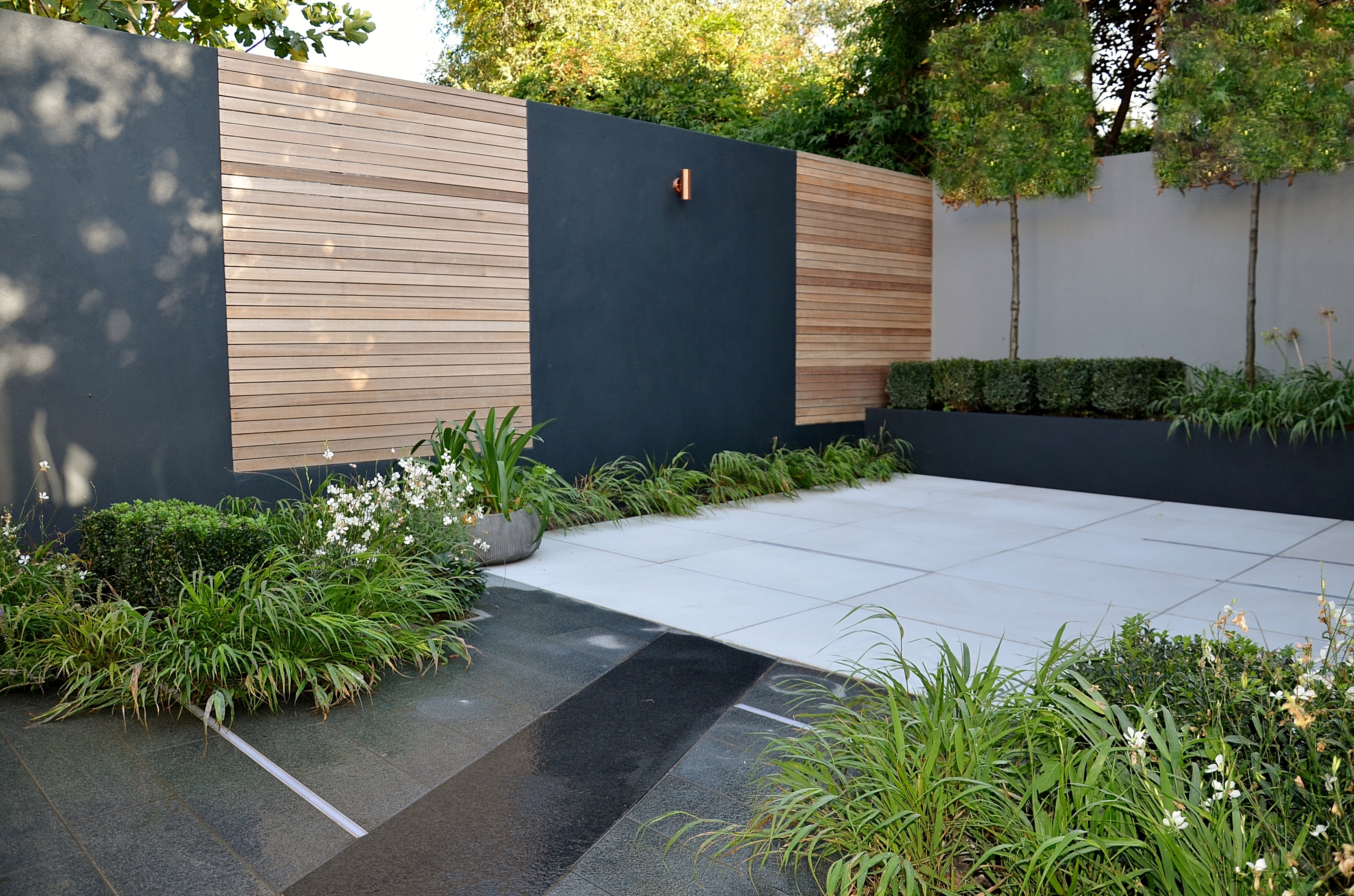 Modern Retaining Wall