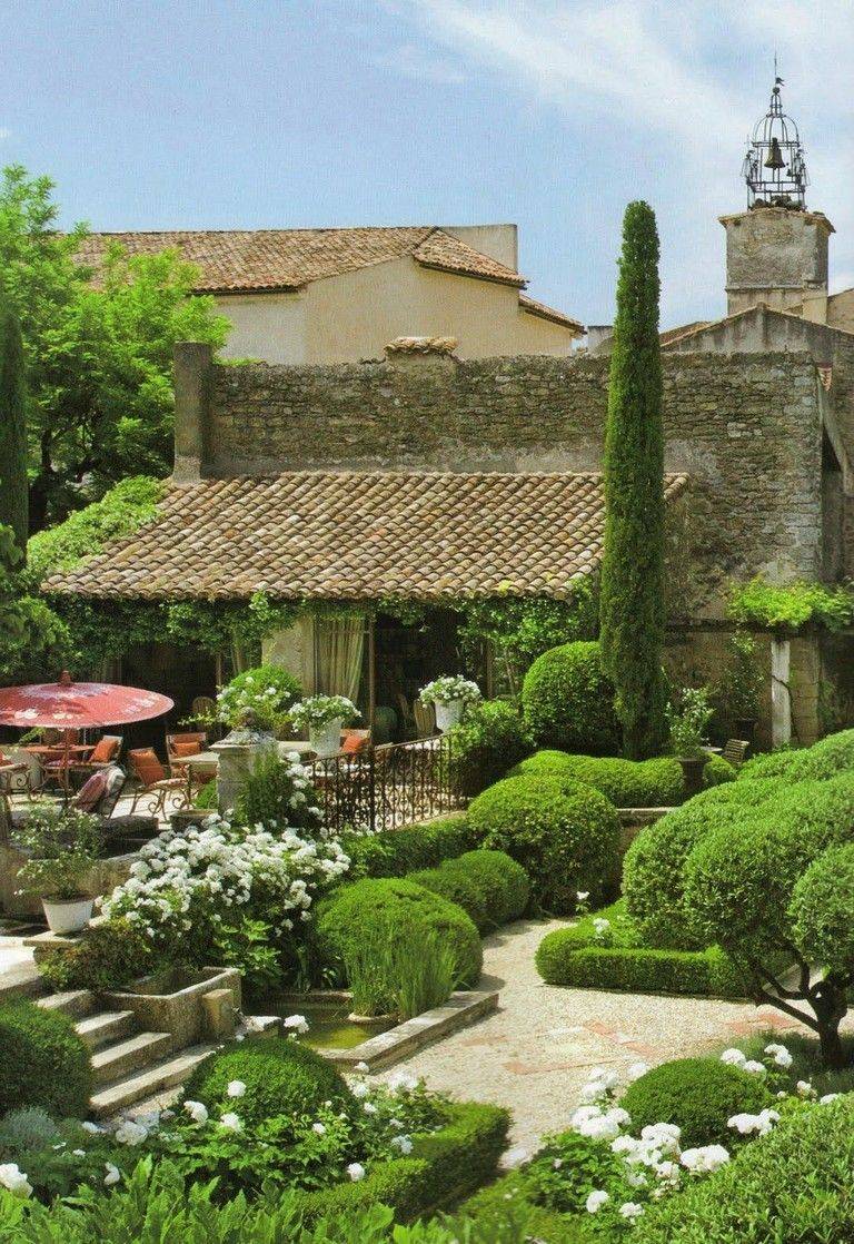 Small Tuscan Garden Design