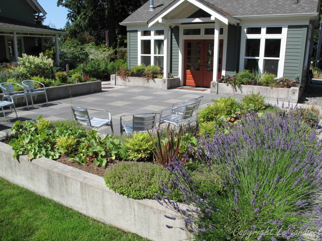 Concrete Patio Backyard Cool Simple Landscaping Ideas Home