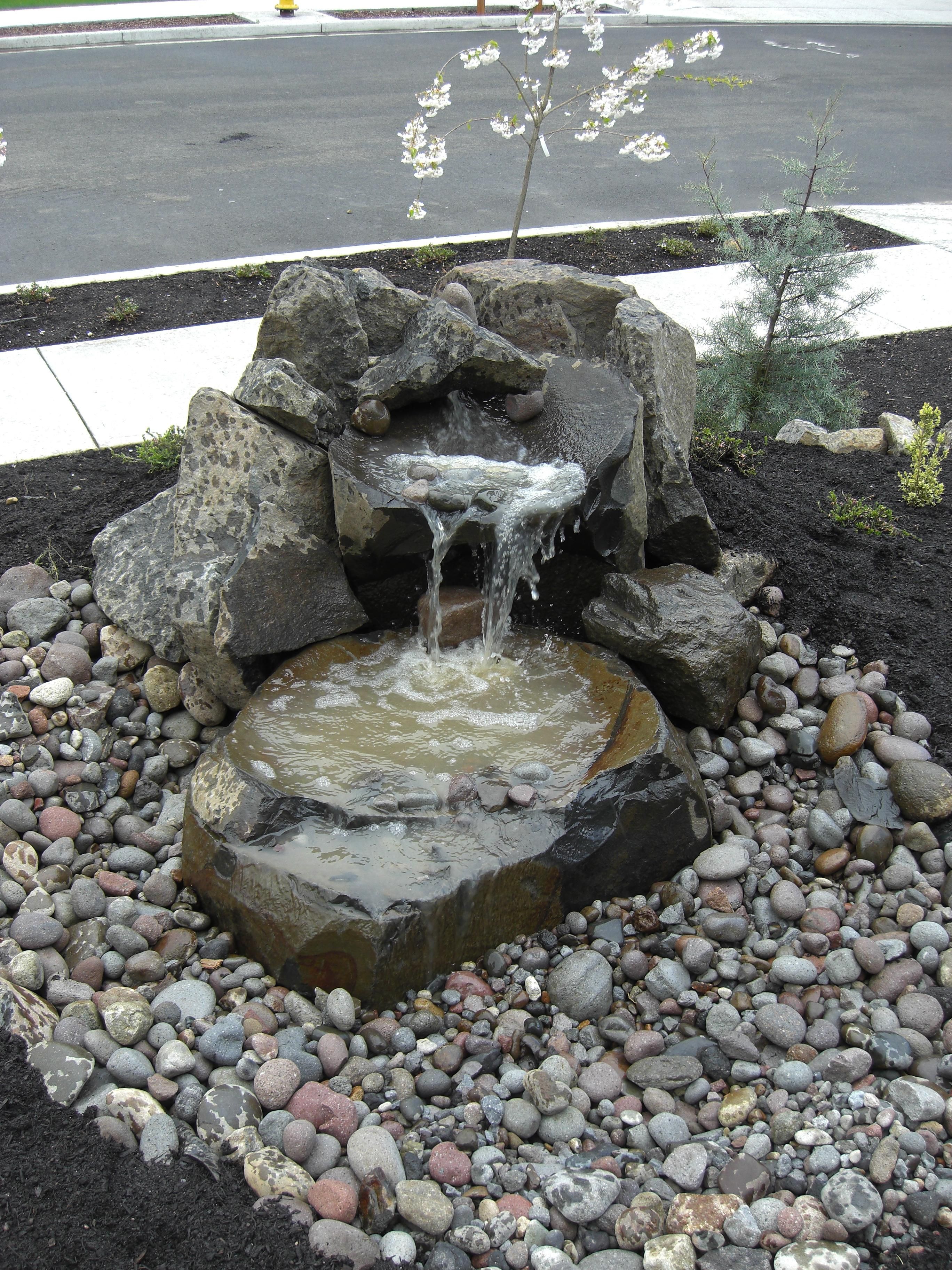 Garden Rock Fountain Rock Fountain