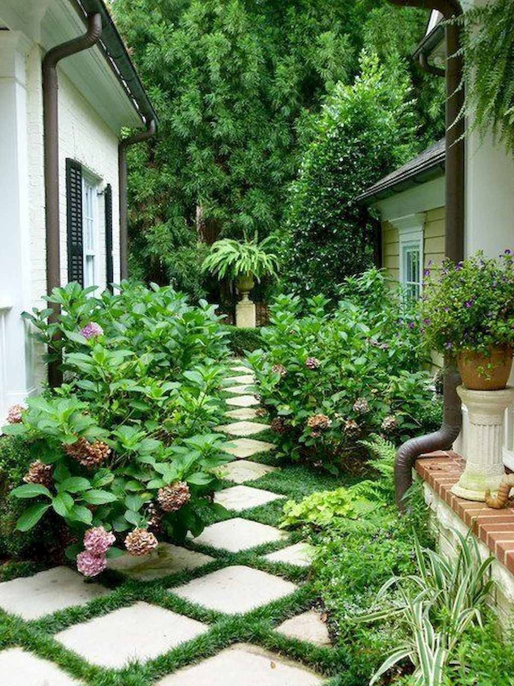 Beautiful Side Yard Garden Path Design Ideas