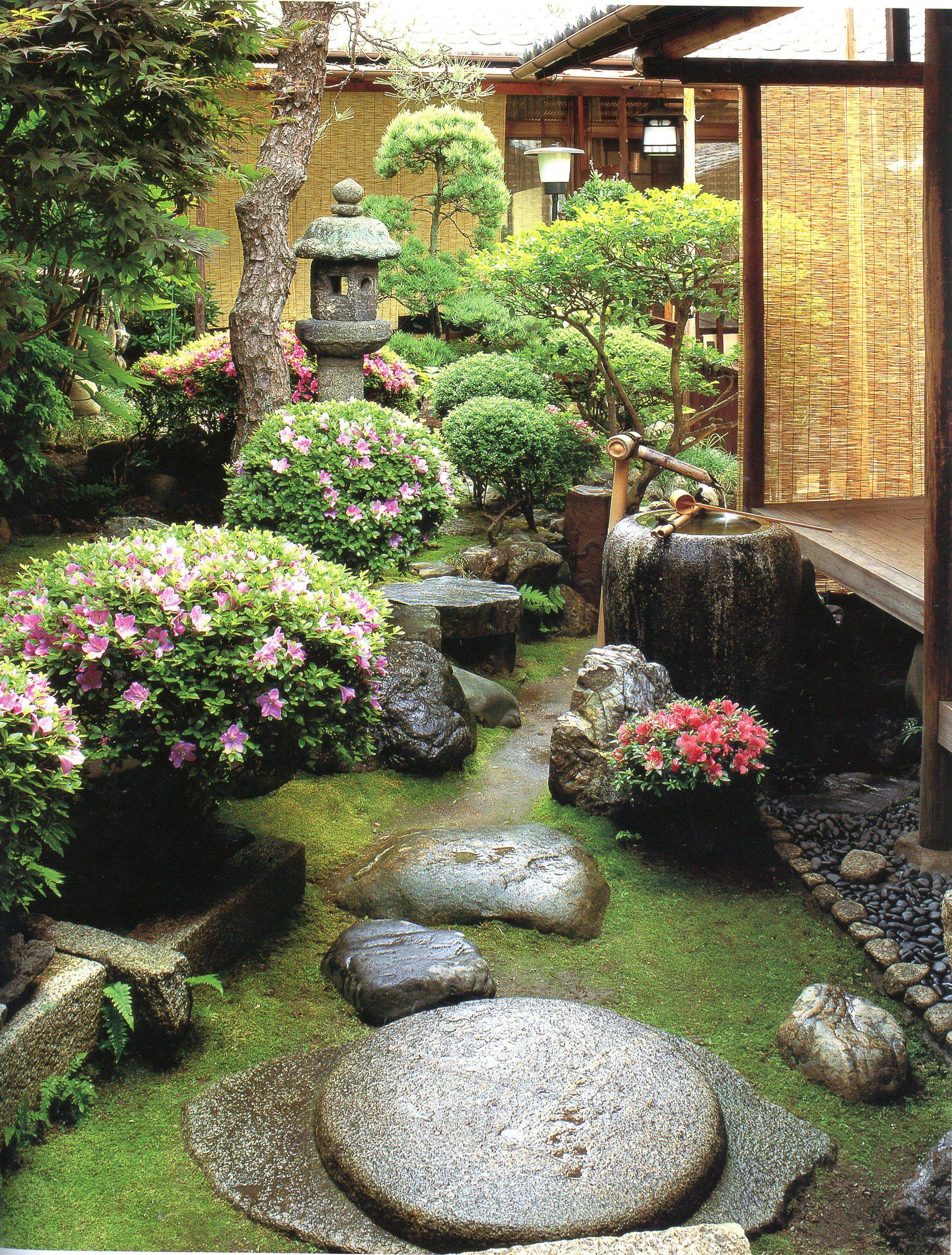 Japanese Courtyard Gardens