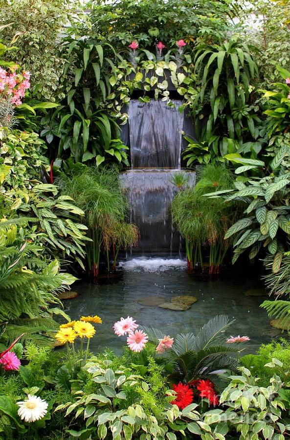 Lovely Backyard Waterfall And Pond Landscaping Ideas Page