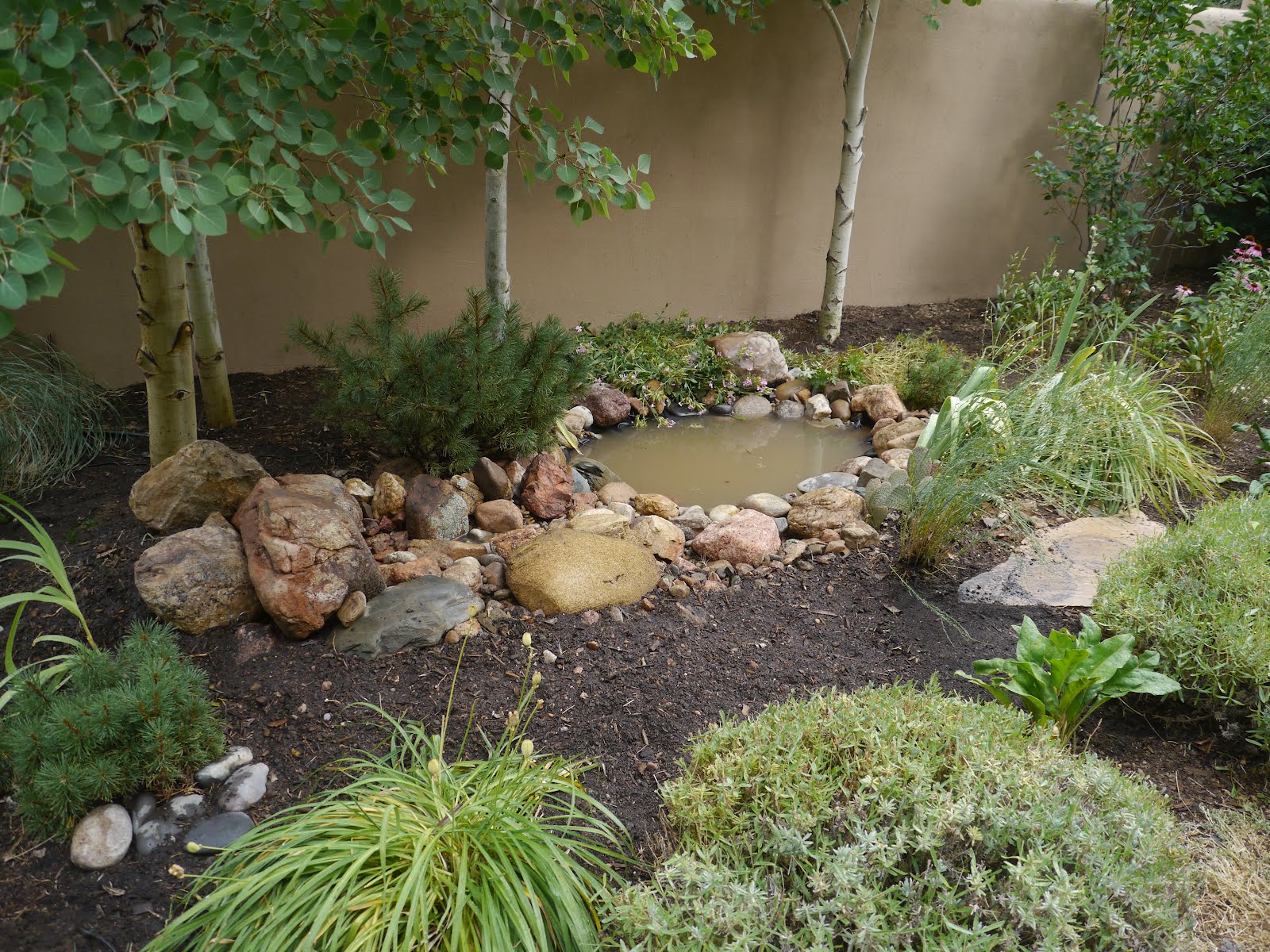 Pots Solar Outdoor Water Fountain