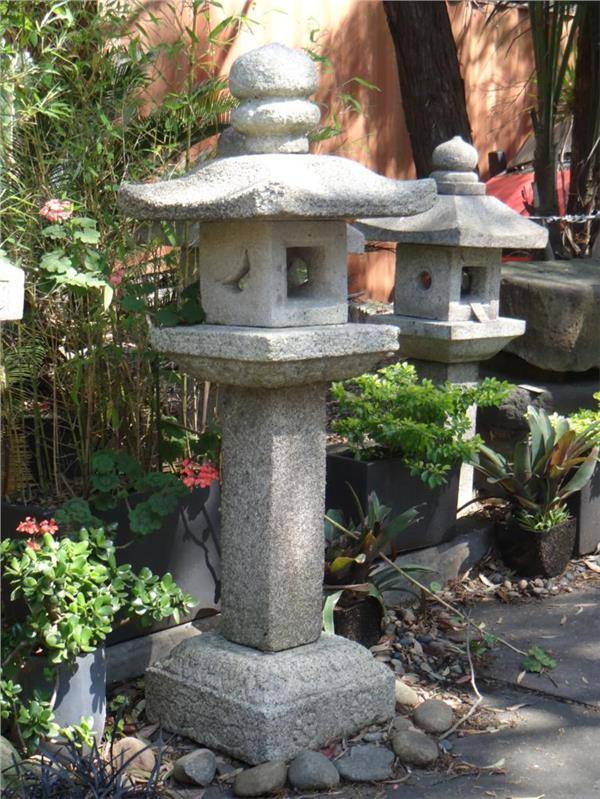 Pagoda Oriental Concrete Lantern Japanese Garden Yard Cement Art Stone