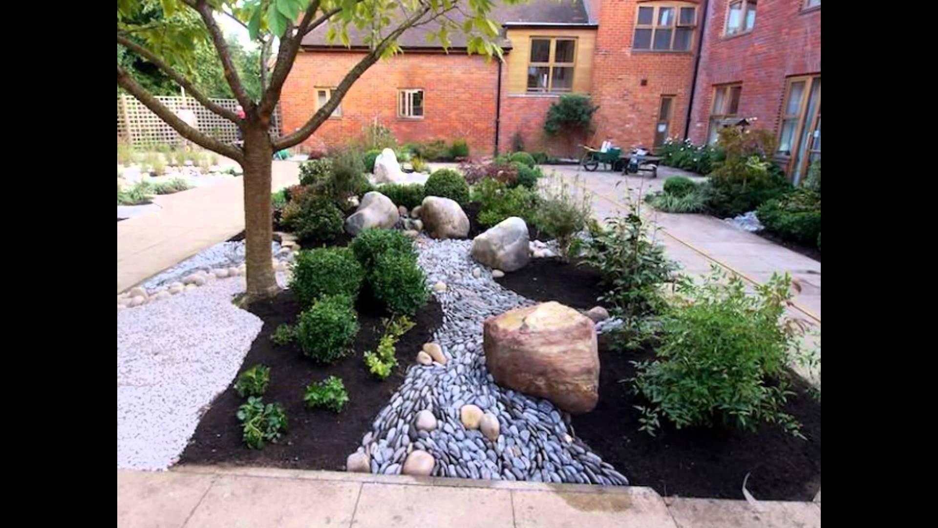 Wonderful Side Yard And Backyard Japanese Garden Design Ideas