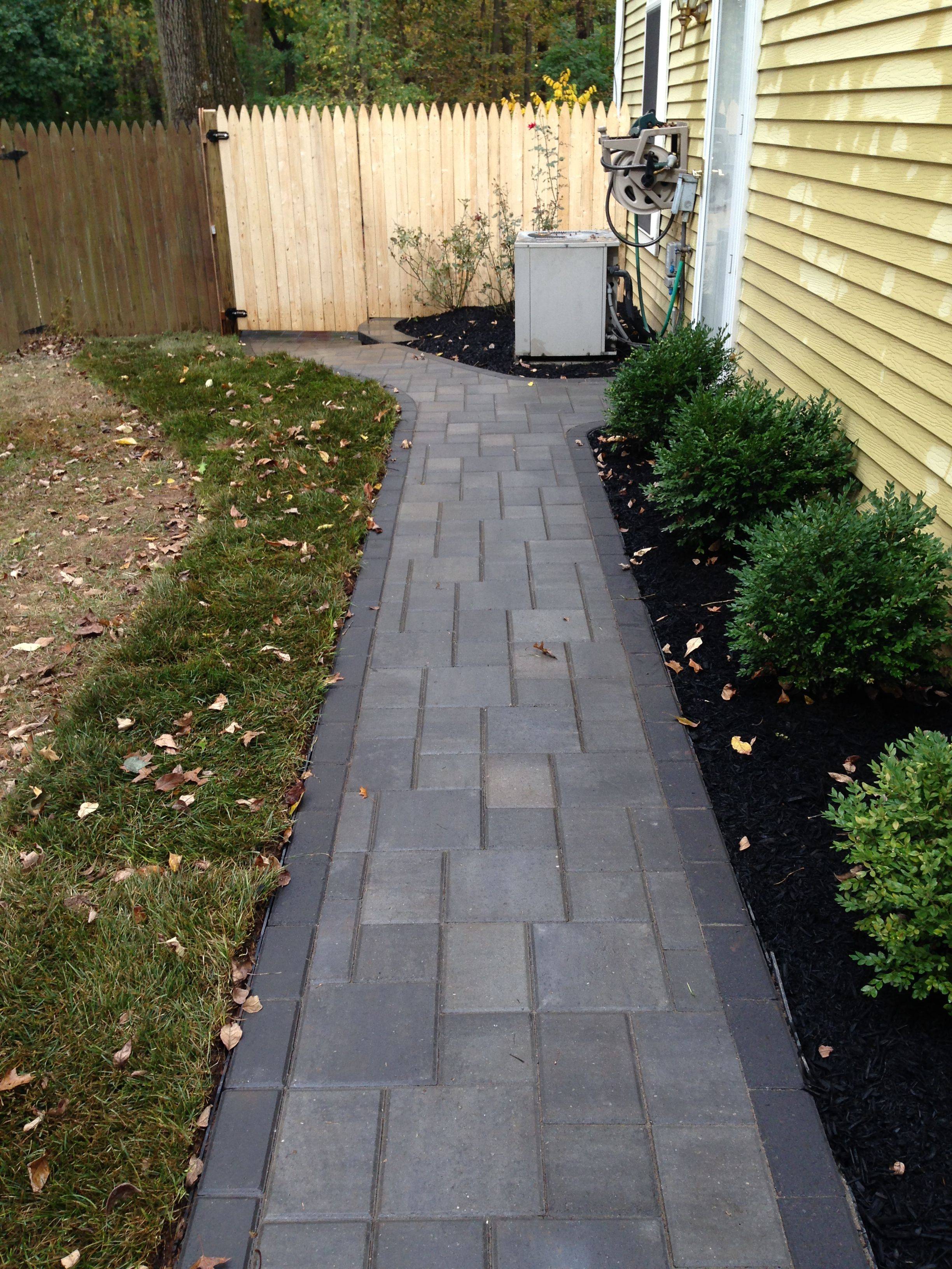 Mesmerizing Garden Stone Path