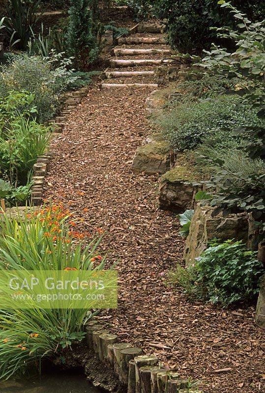 Creative And Clever Garden Path Ideas