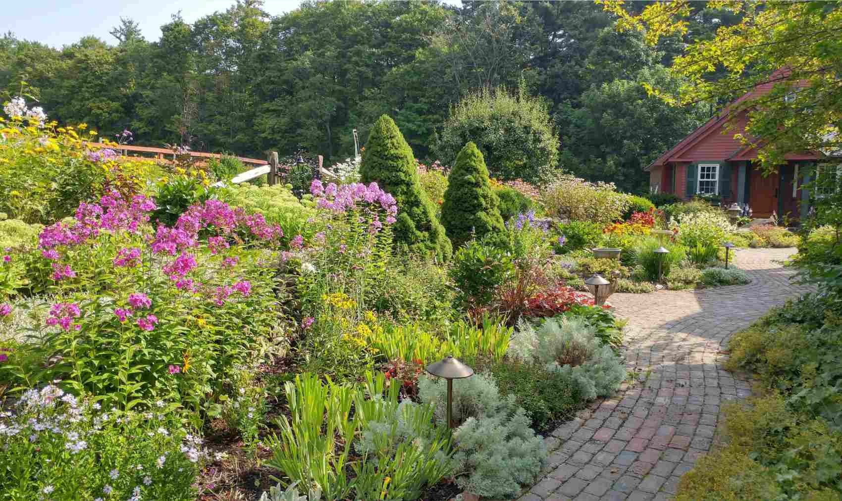 Britishinspired Courtyard Courtyard Gardens Design