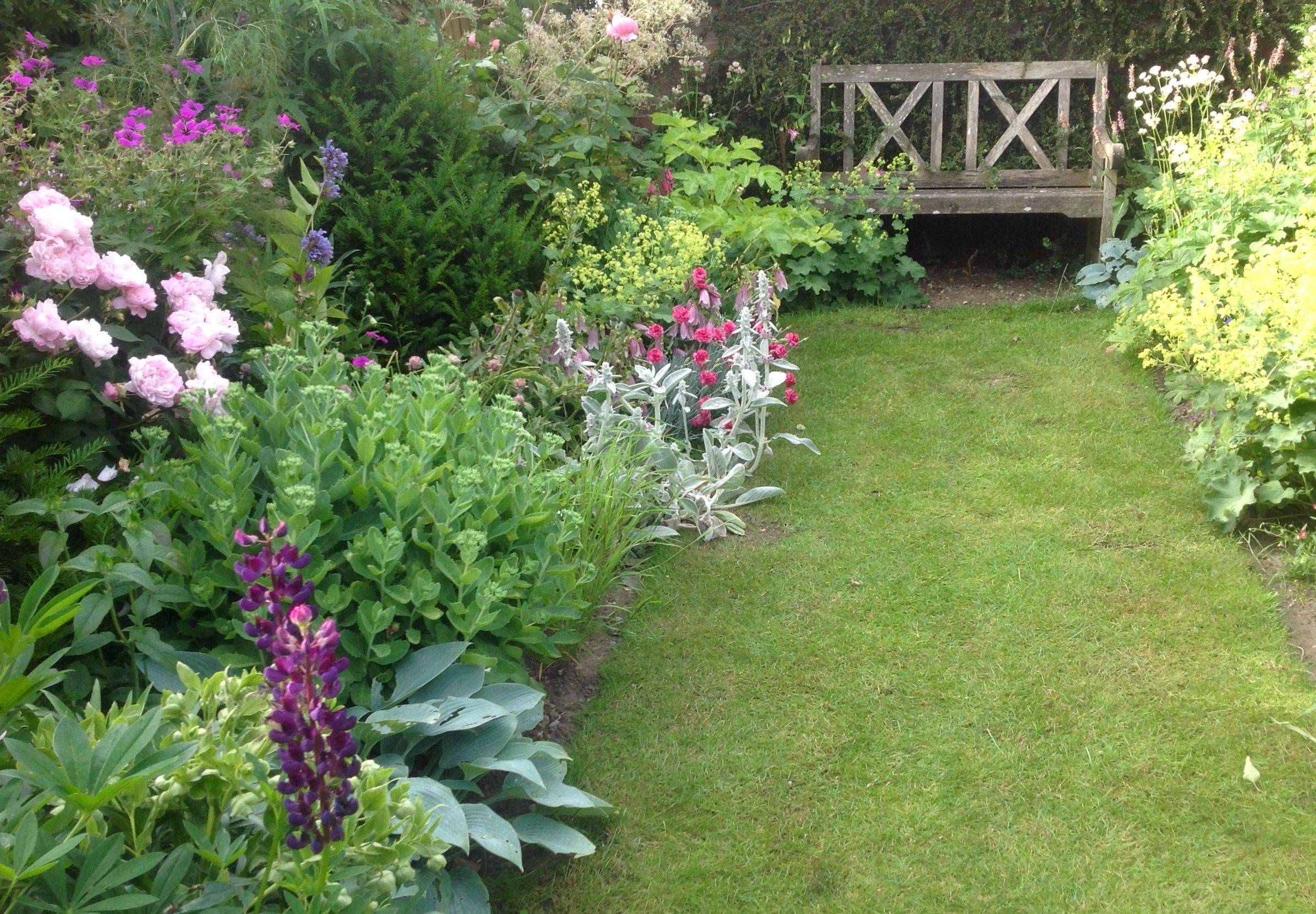 Pretty Cottage Garden Border Ideas Craft