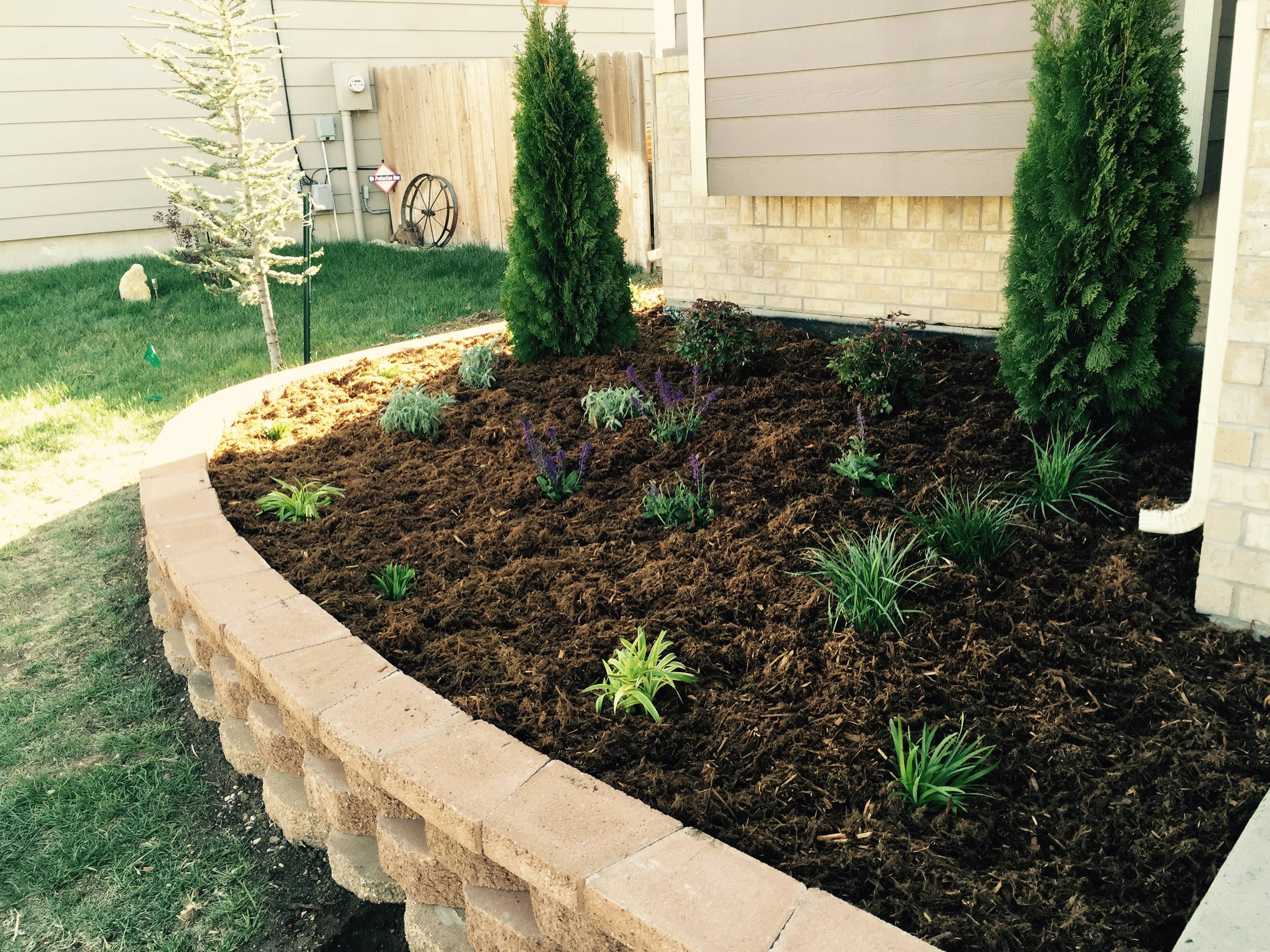 Beautiful Garden Edging Landscape Ideas
