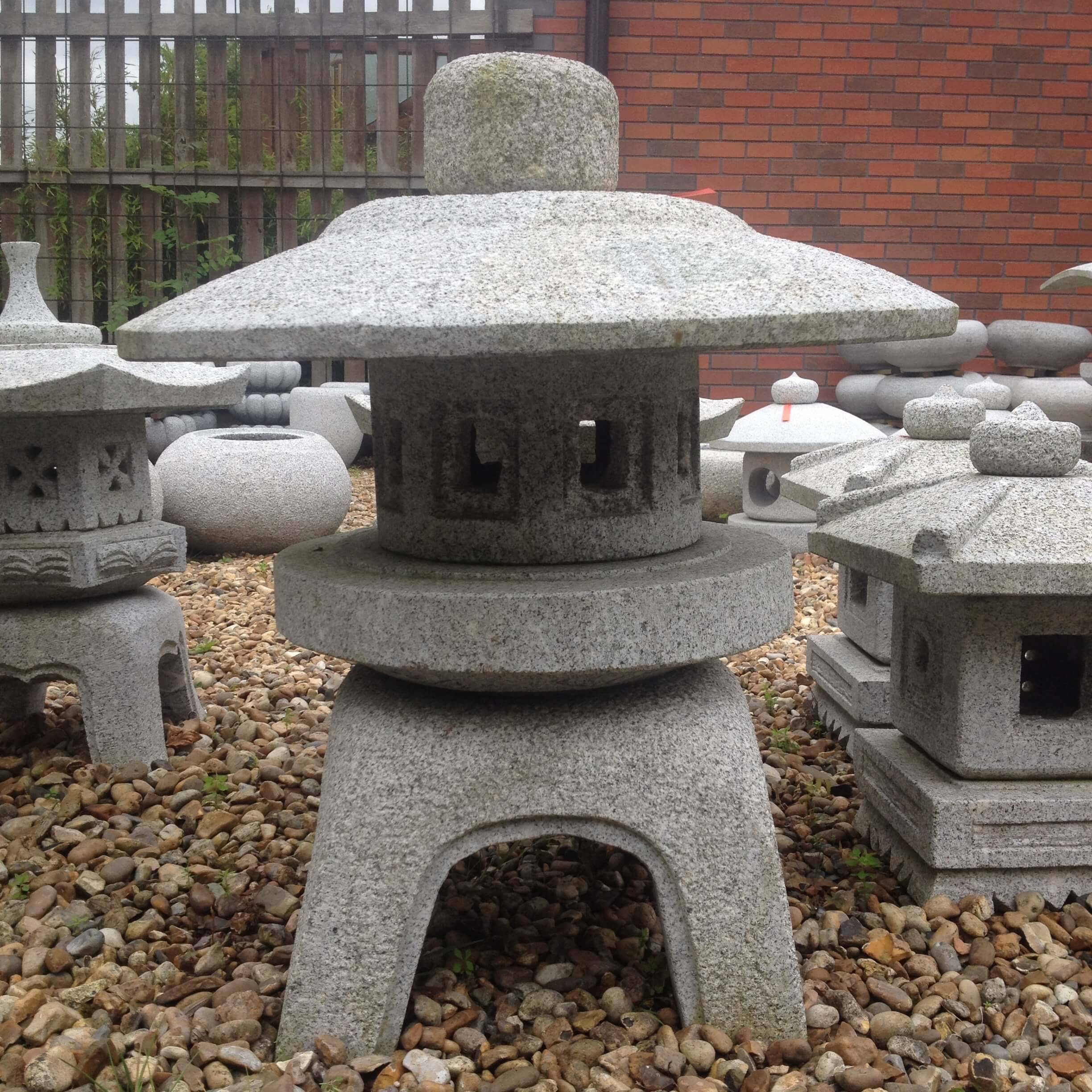Japanese Garden Stone Lanterns History Mensonlatedesigns
