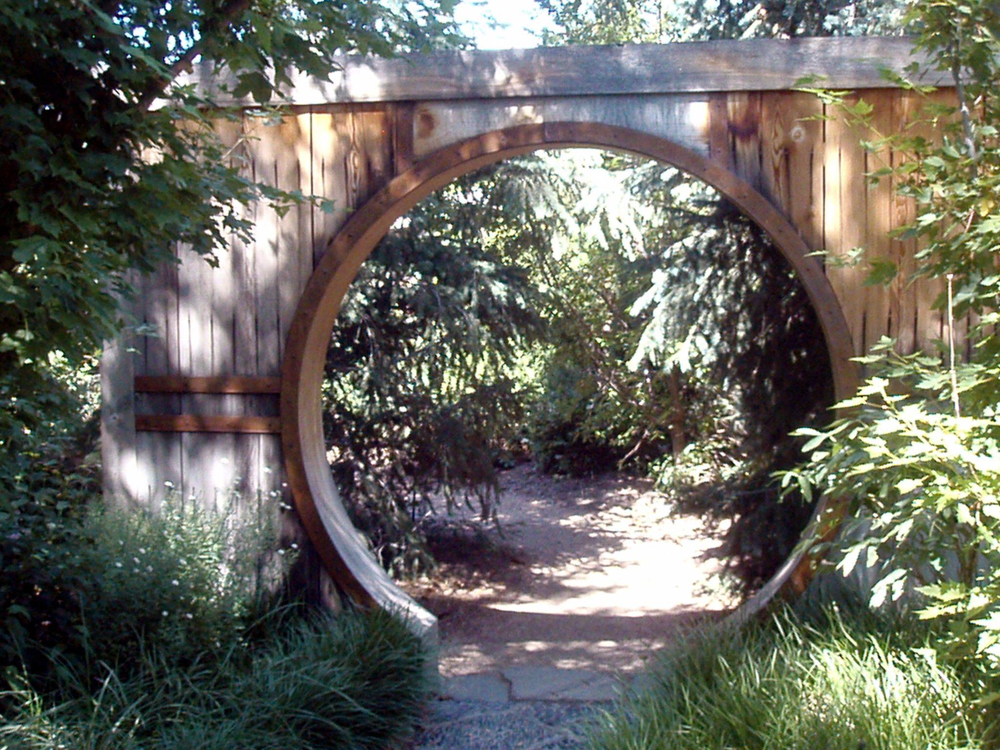 Amazing Moongate Garden Ideas