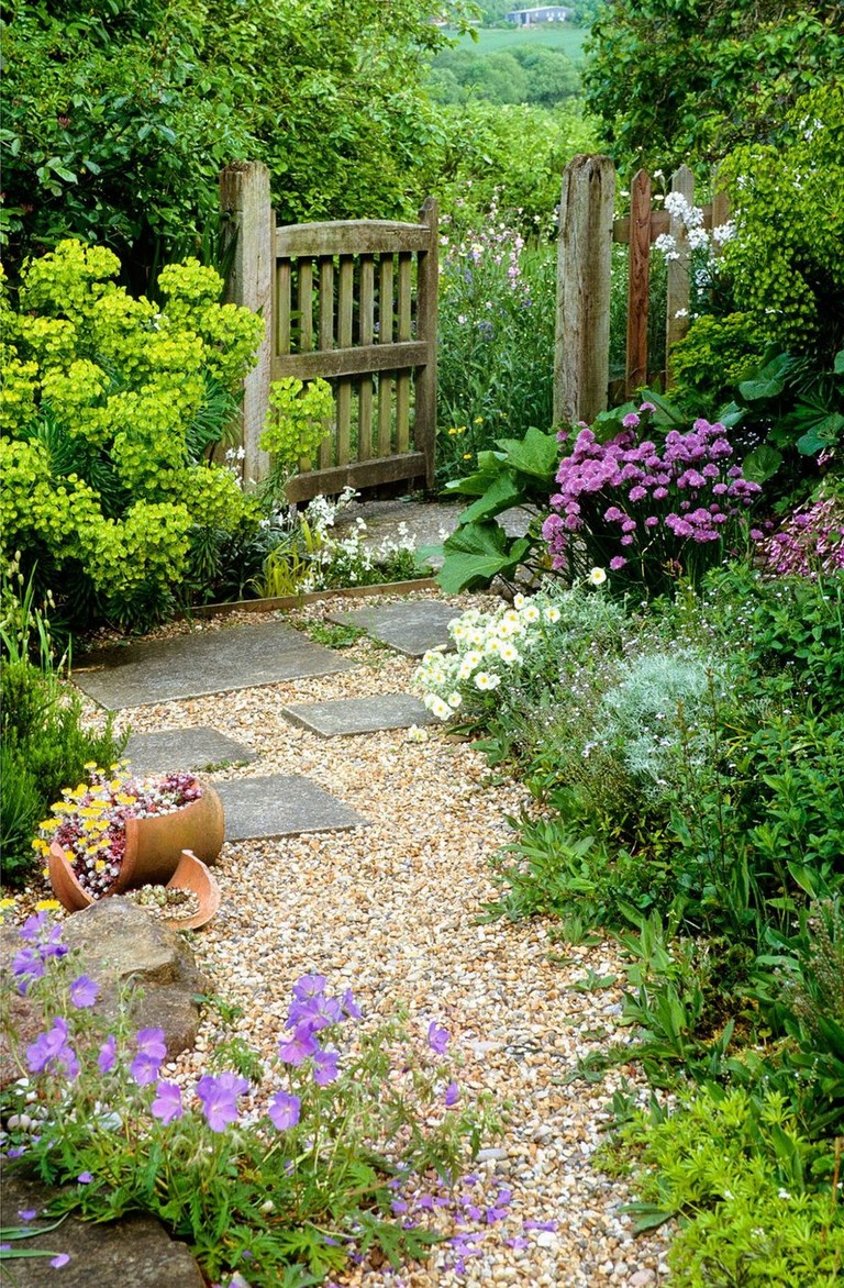 Fascinating Rustic Garden Ideas Outdoor Diy