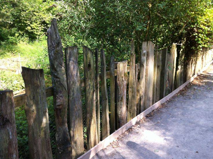 Awesome Traditional Rustic Garden Fence Photo Ideas