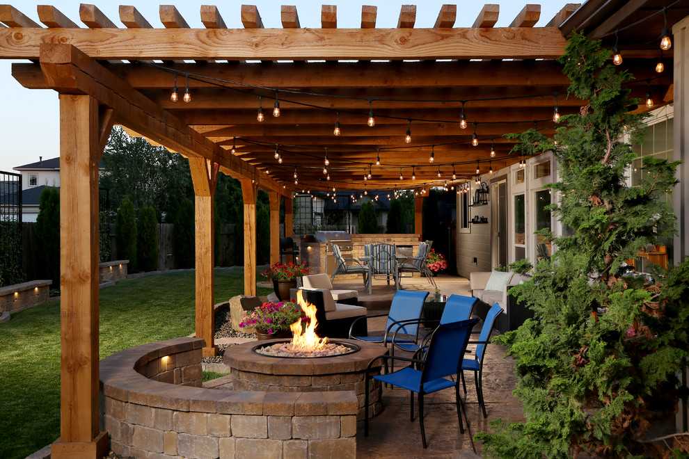 Unbelievable Rustic Patio Setups