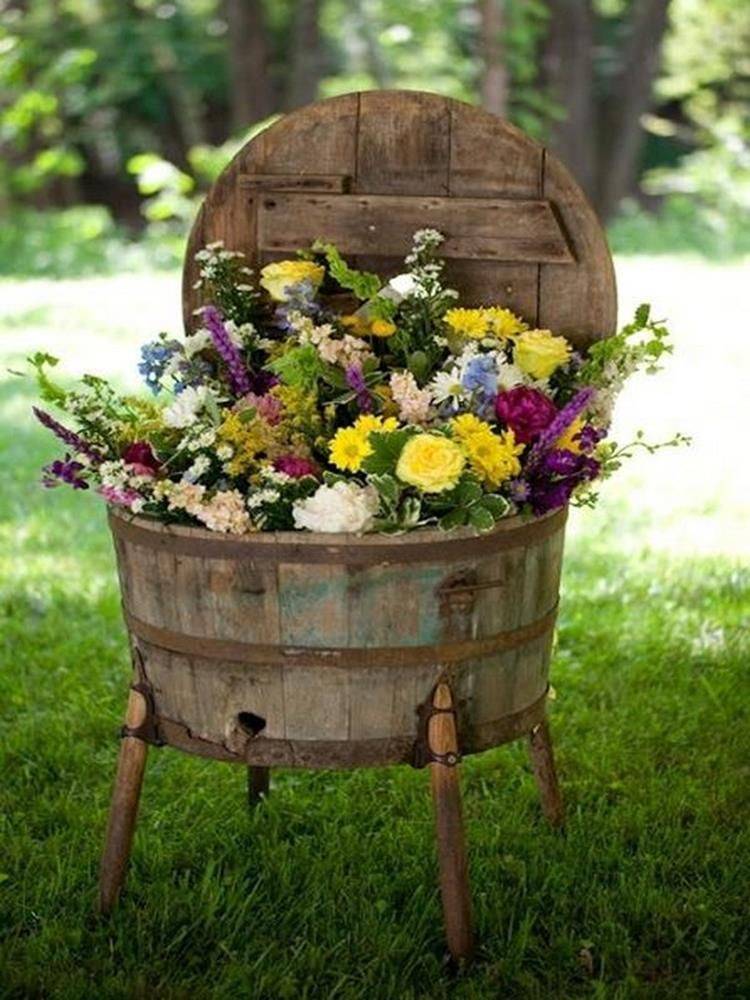 Outdoor Hanging Planter Ideas