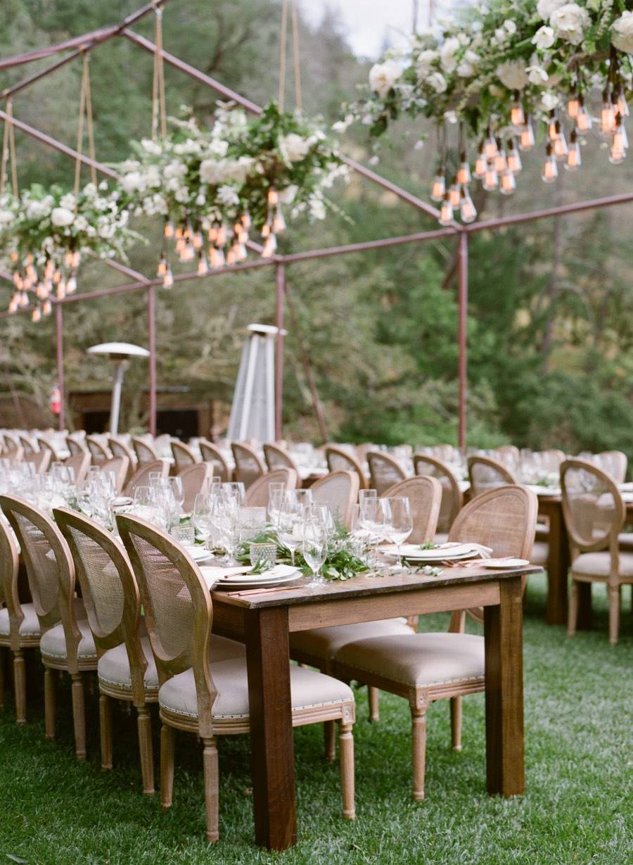 Beautiful Outdoor Spring Wedding Ideas