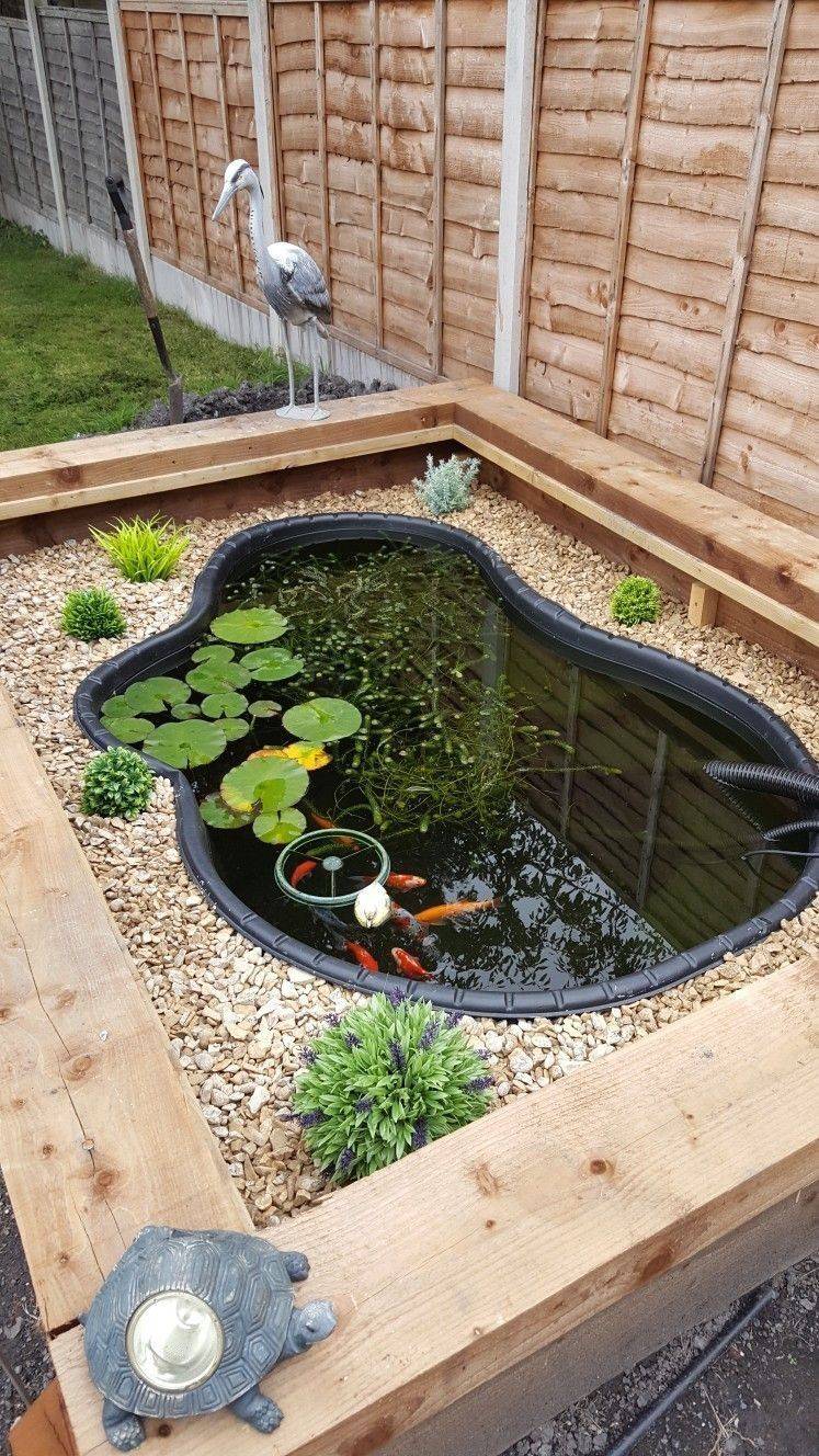 Cheap But Charming Mini Water Garden Ideas