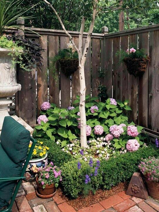 Ashley Vinyl Corner Picket Fence Garden Fencing Backyard