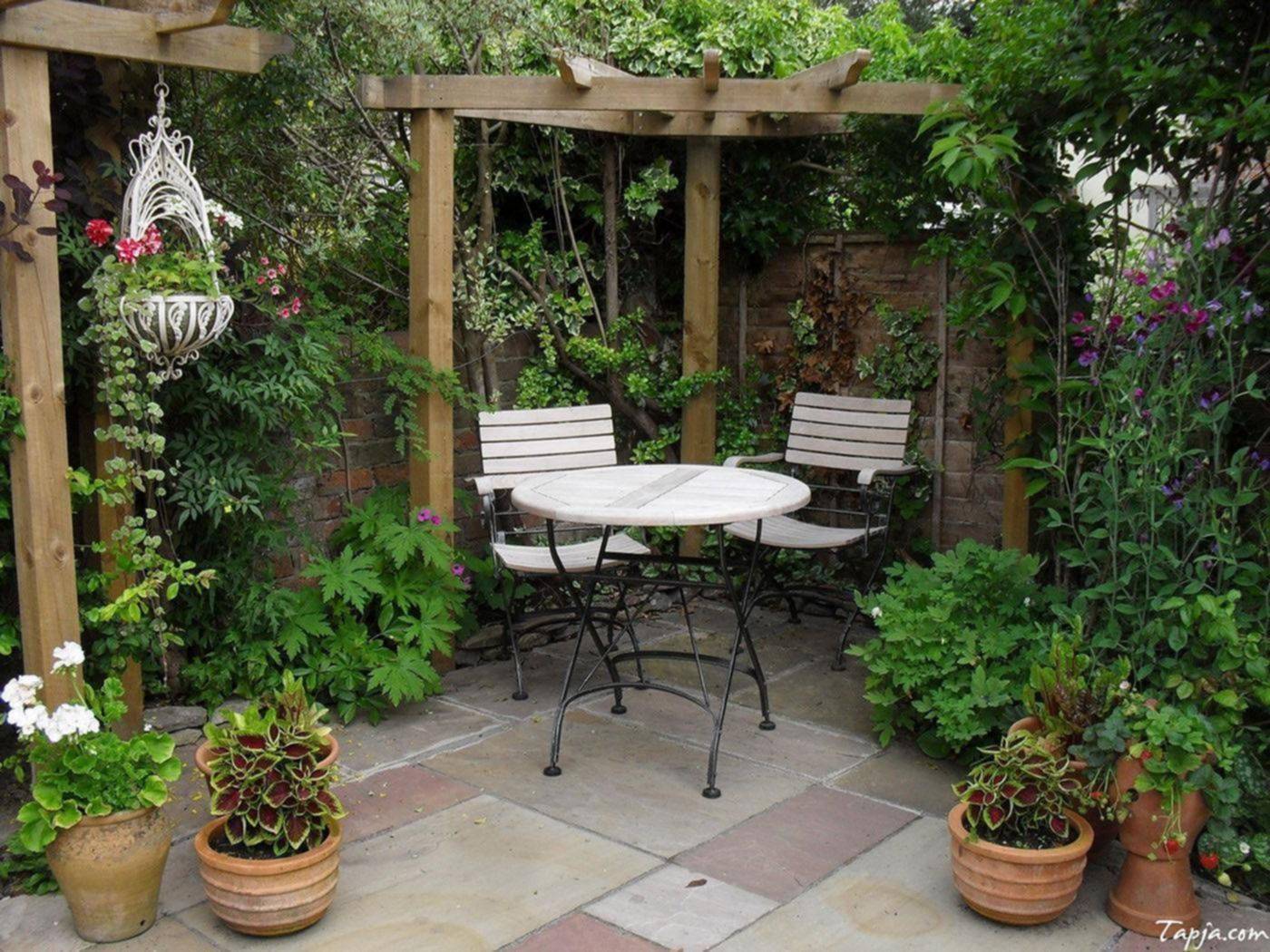 18 Low Cost Garden Ideas To Try This Year SharonSable