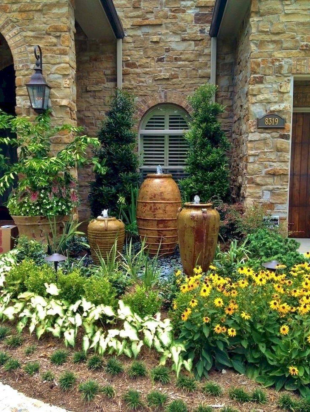Rustic Front Yard Courtyard Landscaping Ideas