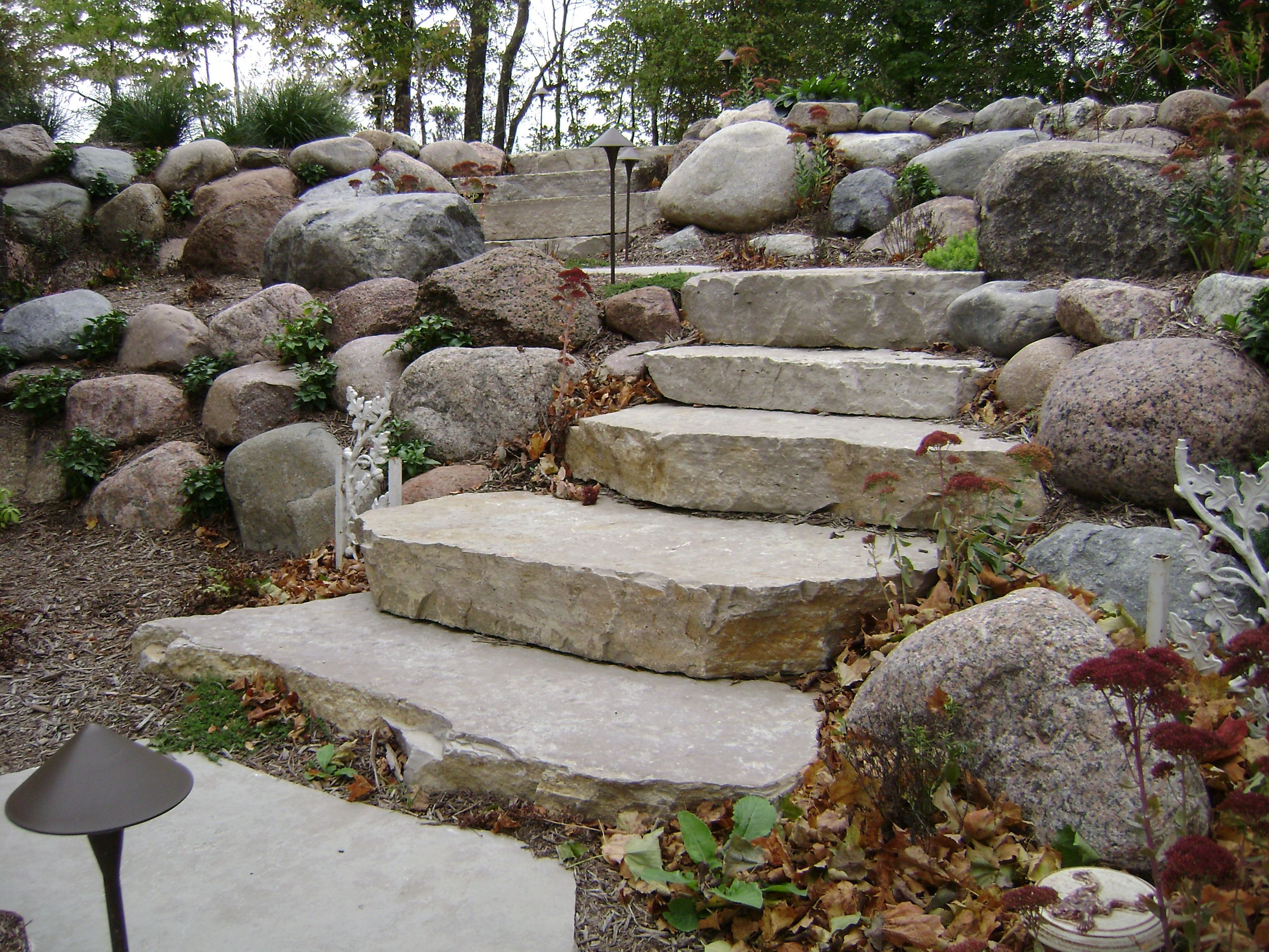 Magnificent Backyard Stone Step Ideas