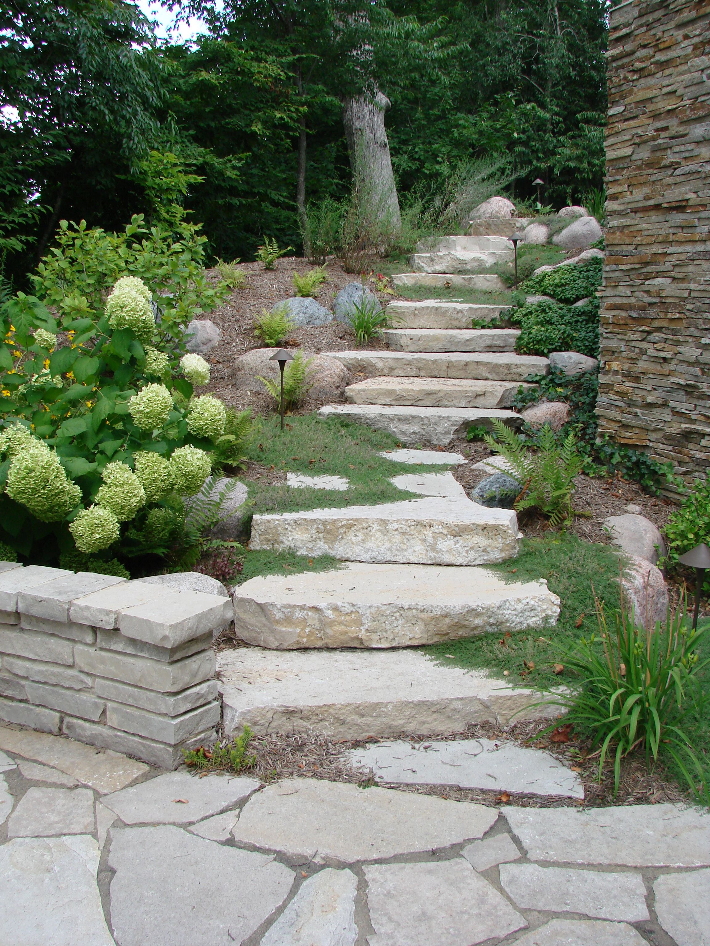 Gorgeous Garden Stone Steps That Will Amaze You