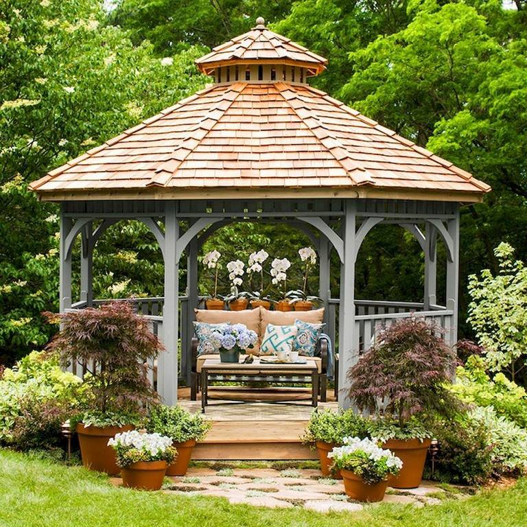 Beautiful Old Farmhouse Landscaping
