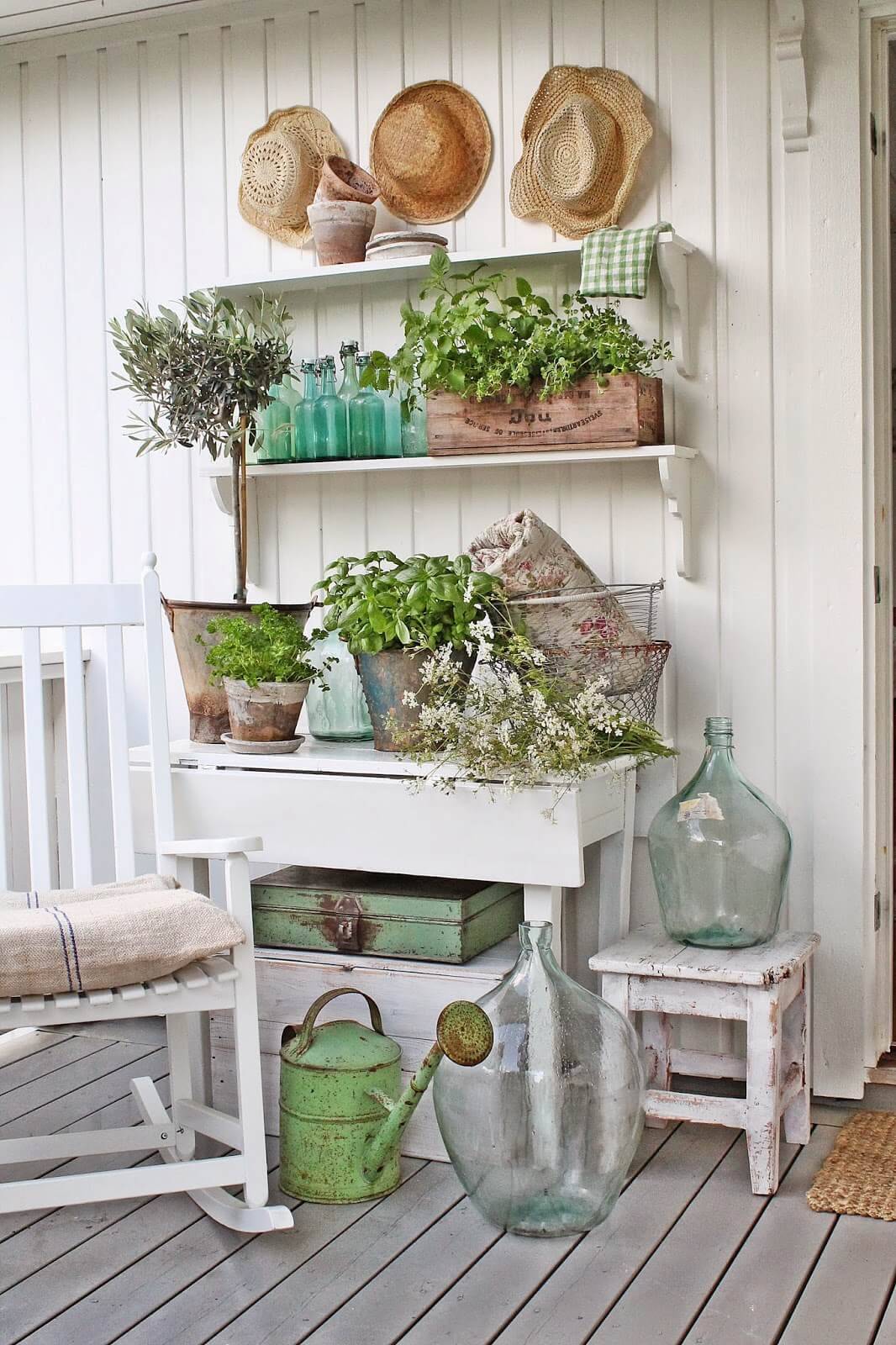 Gorgeous Country Farmhouse Outdoor Dcor Ideas