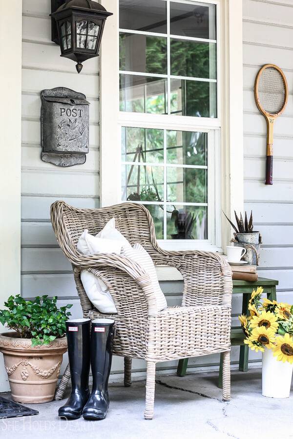 Best Farmhouse Outdoor Decor Ideas