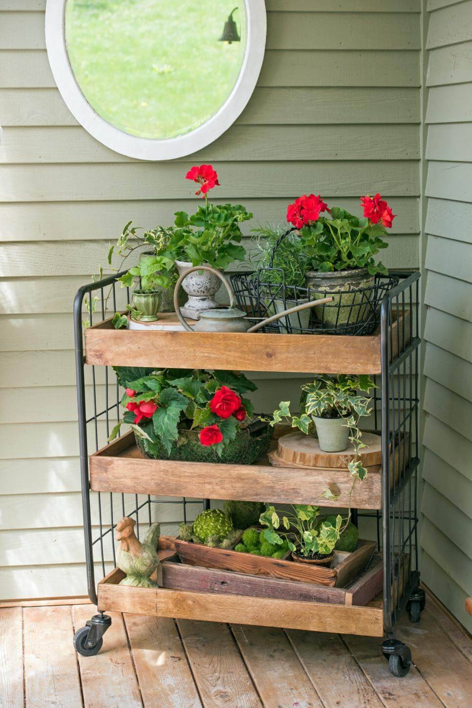 Best Farmhouse Outdoor Decor Ideas