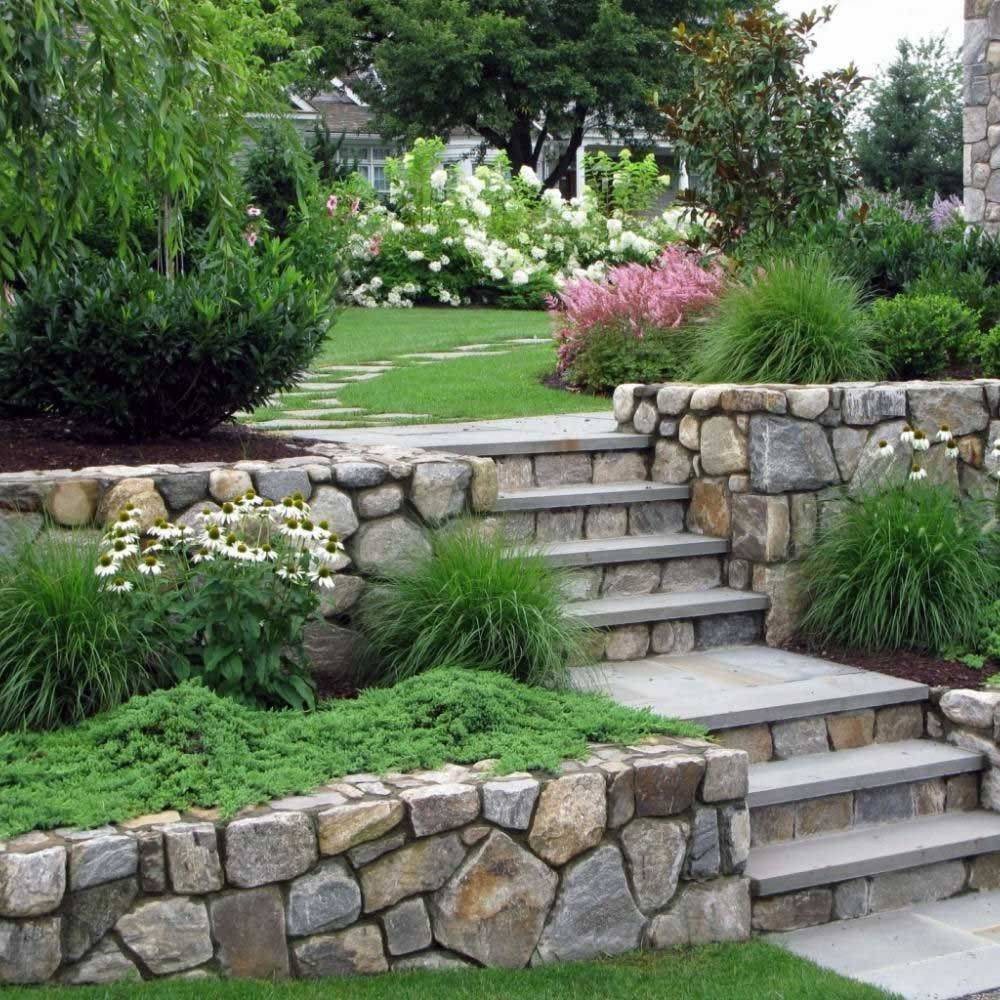 24 Sloping Front Garden Ideas Worth a Look | SharonSable