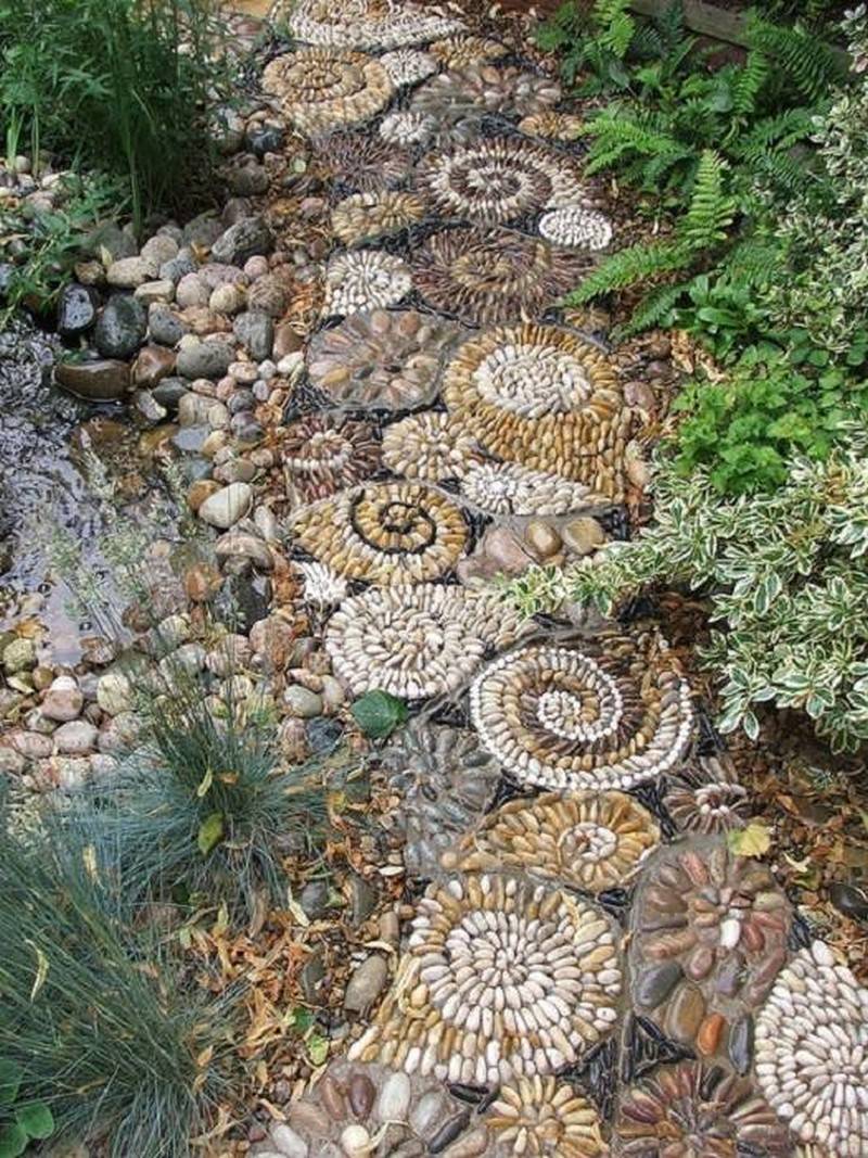 Beautiful Diy Mosaic Garden Path Decorations
