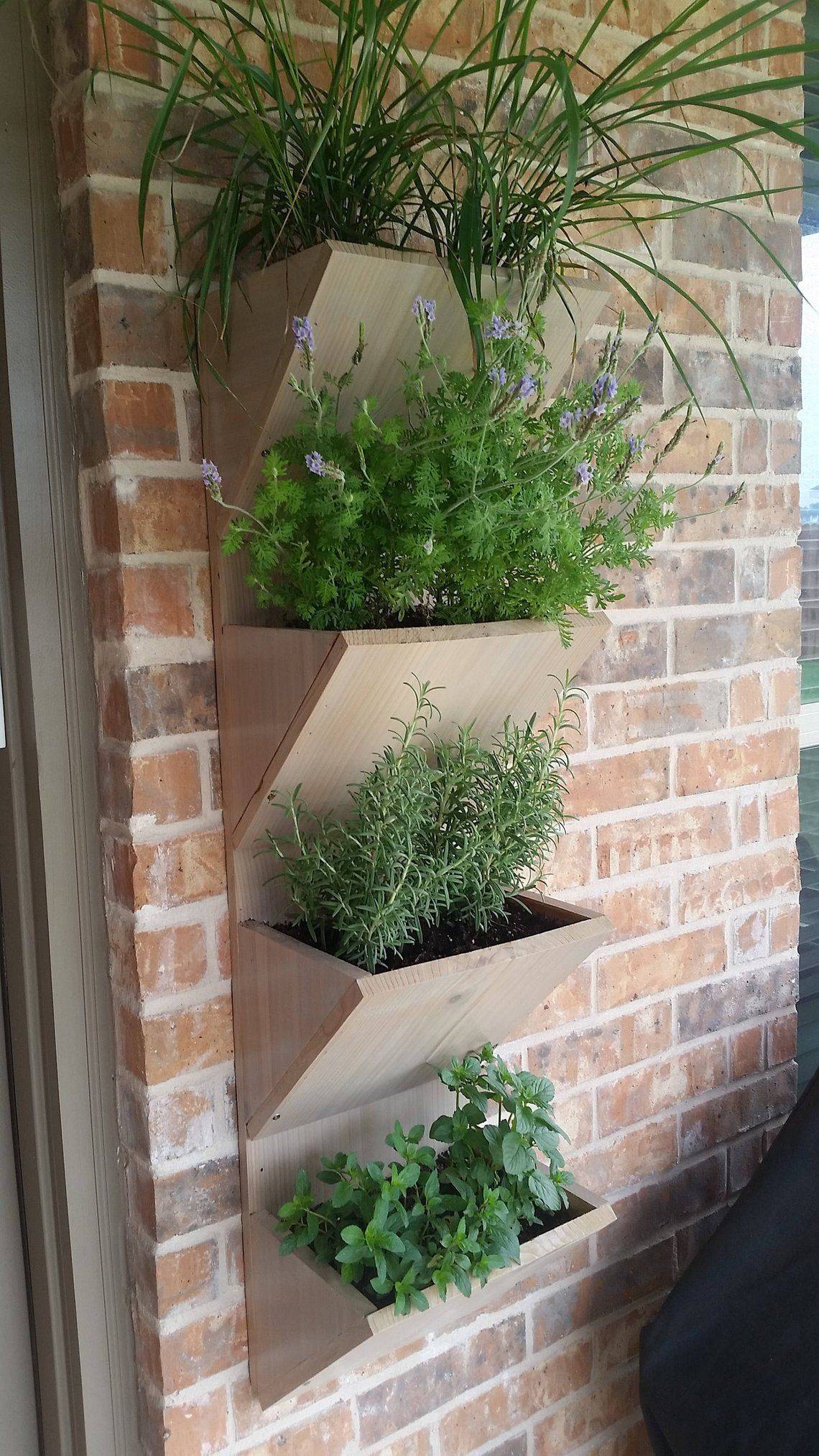 Fun And Easy Indoor Herb Garden Ideas