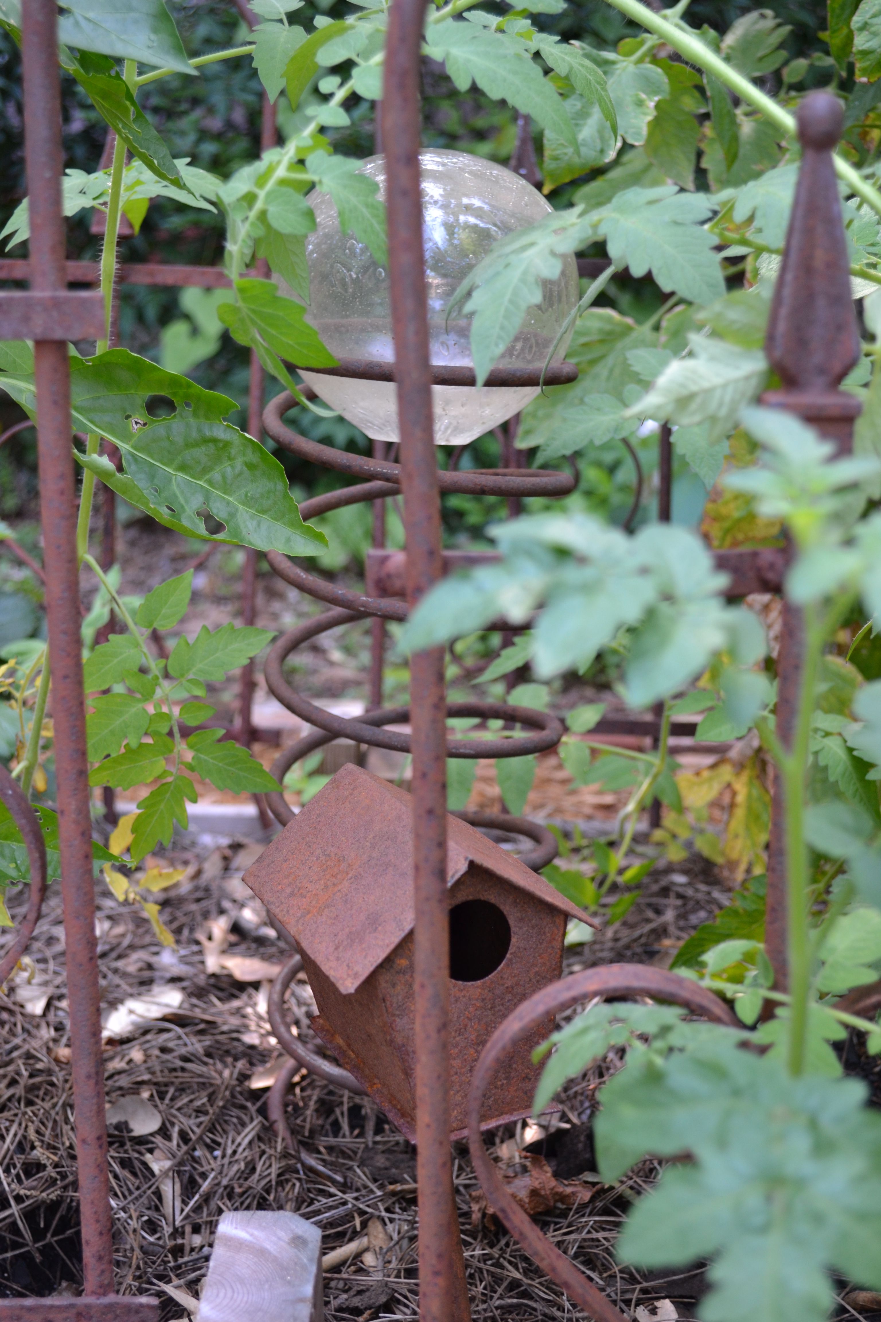 Cutest Rustic Garden Art Ideas