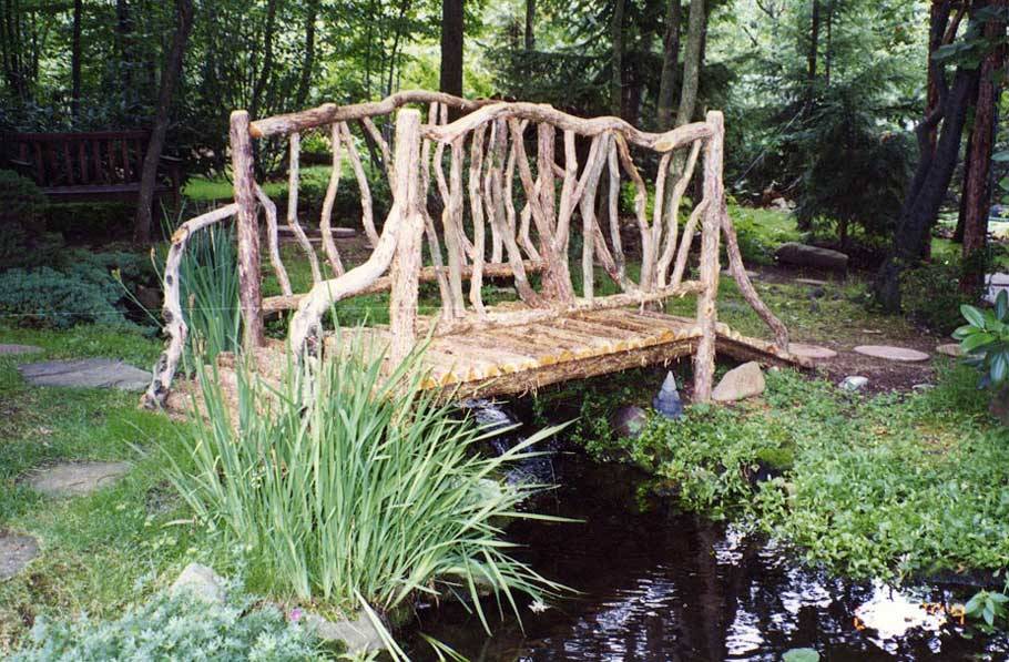 Outsunny Wooden Garden Bridge Arc Walkway