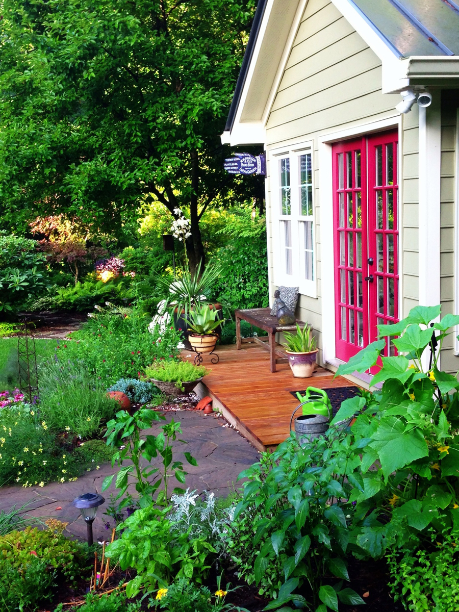 Stunning Country Cottage Gardens Ideas