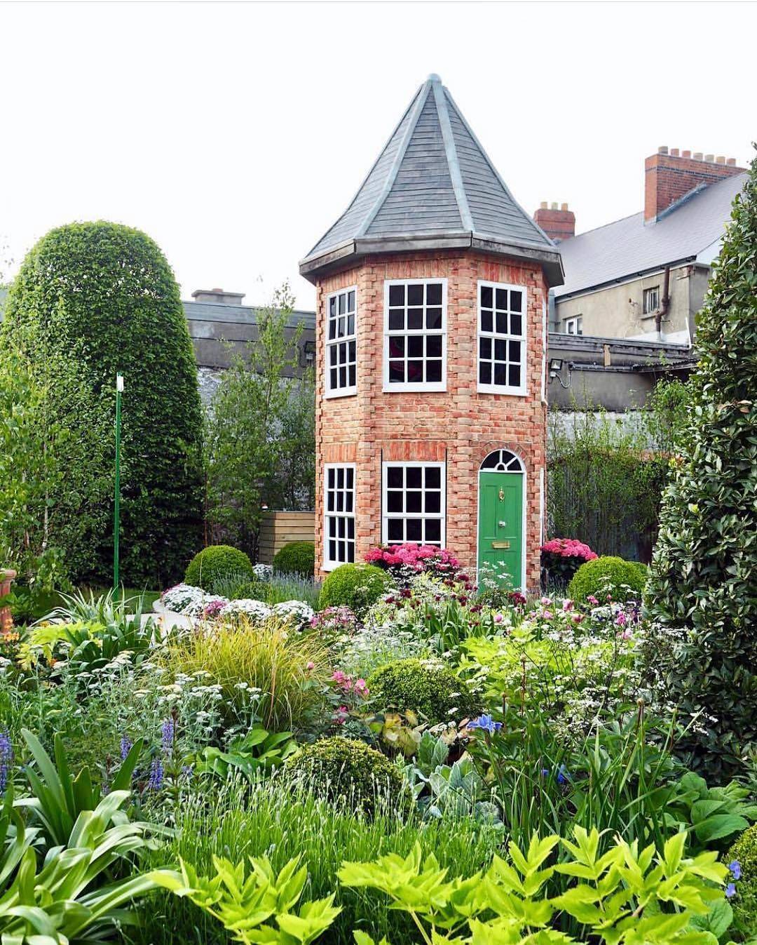 Irish Cottage Fairy Garden Creative Design Ideas